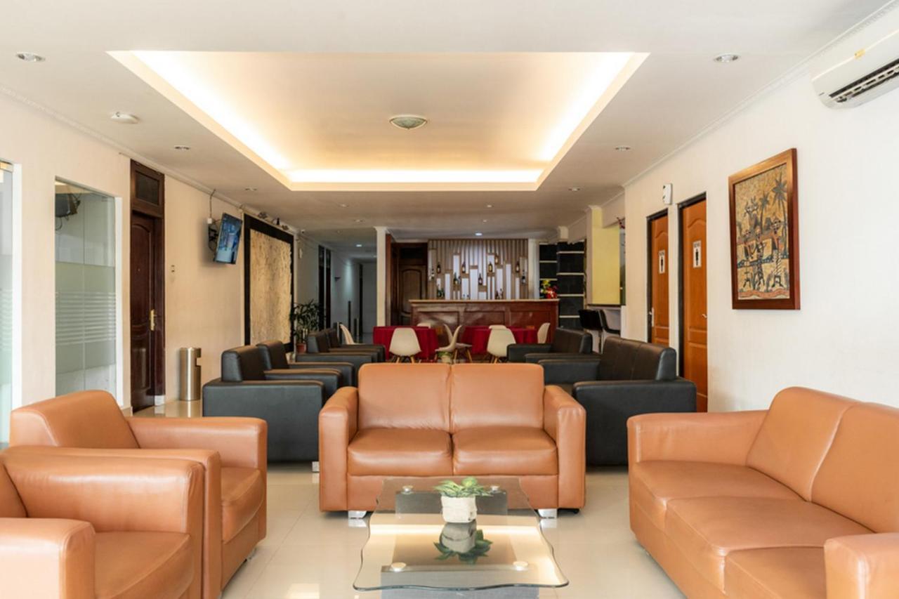 Reddoorz Plus Syariah Near Java Supermall Semarang 2 Exterior foto