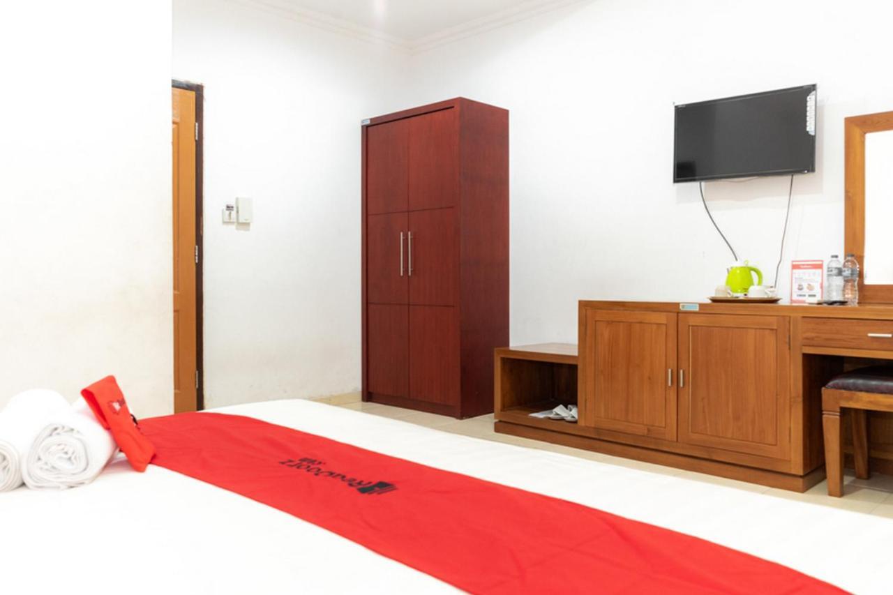 Reddoorz Plus Syariah Near Java Supermall Semarang 2 Exterior foto