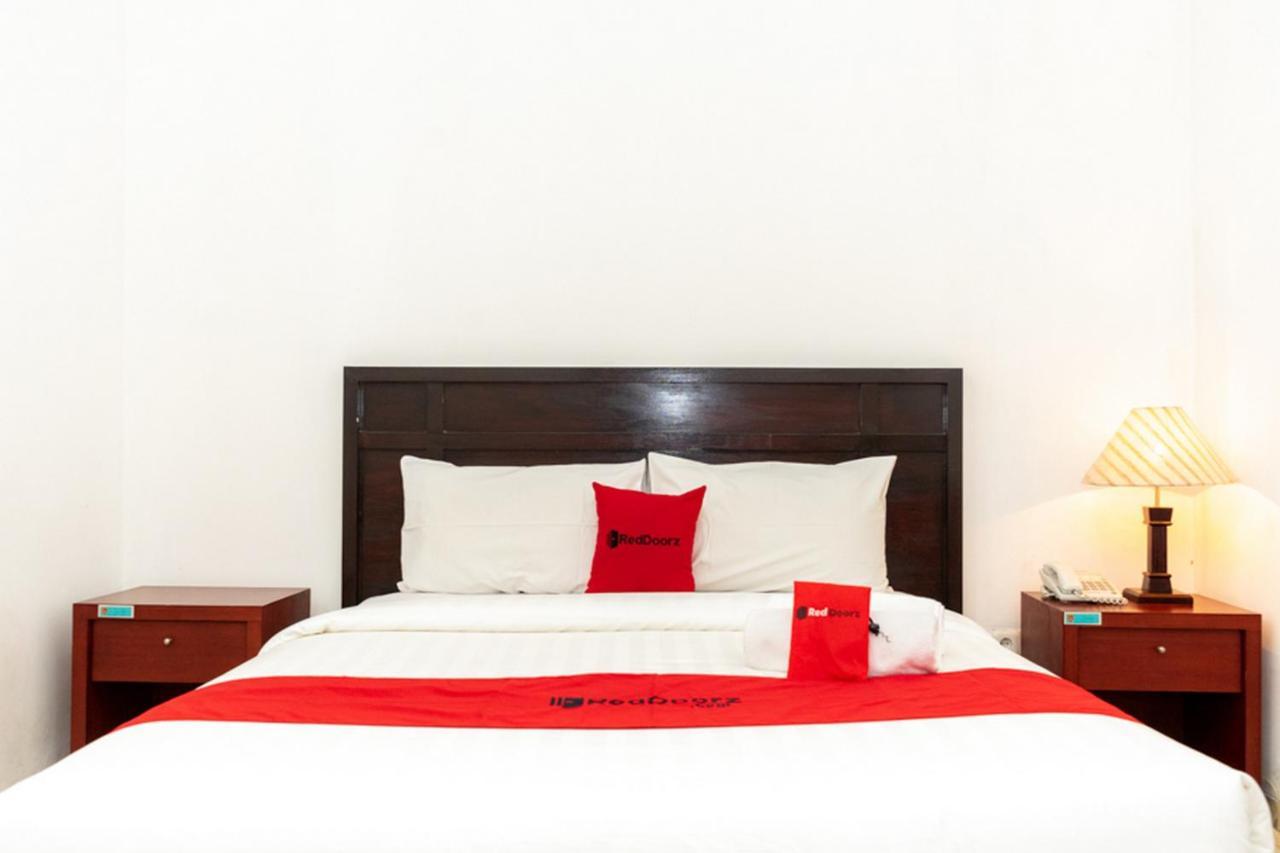 Reddoorz Plus Syariah Near Java Supermall Semarang 2 Exterior foto